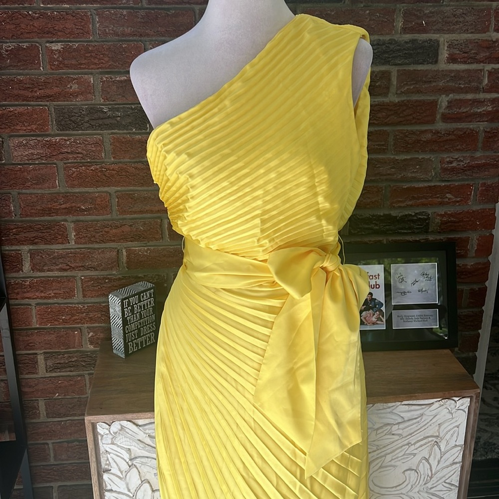 Milly Estelle Pleated Satin One-Shoulder Dress NWT Size 12 - Picture 7 of 9